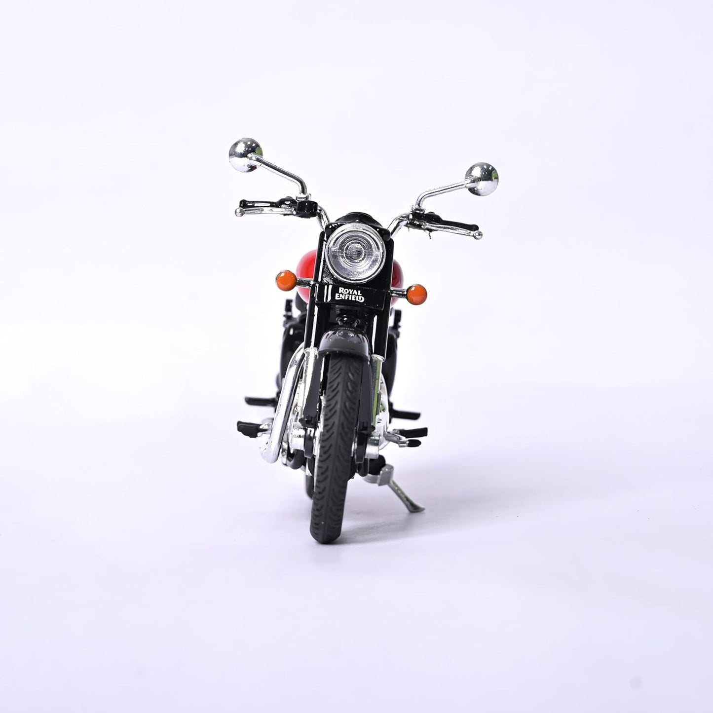 1:15 Original Royal Enfield Classic 350 Motorcycle – Interchangeable Tanks, Moving Handle & Pull Back Action | Realistic Mini Bike Model |