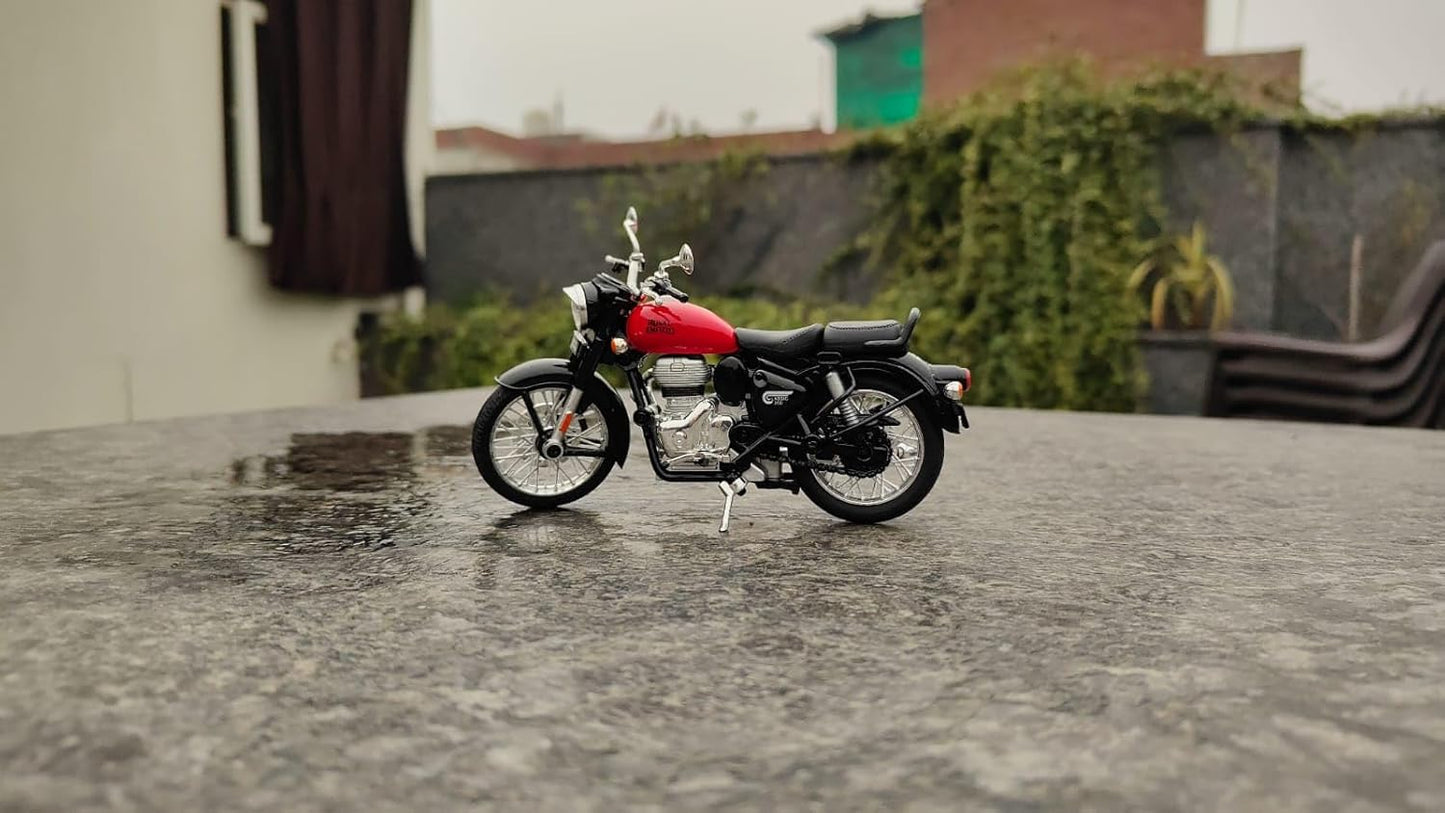 1:15 Original Royal Enfield Classic 350 Motorcycle – Interchangeable Tanks, Moving Handle & Pull Back Action | Realistic Mini Bike Model |