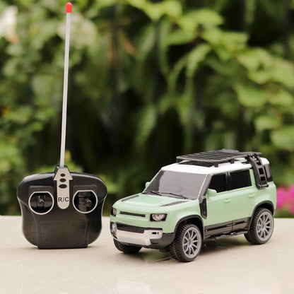 1:16 Scale Remote Controlled Resembling Defender Toy Car