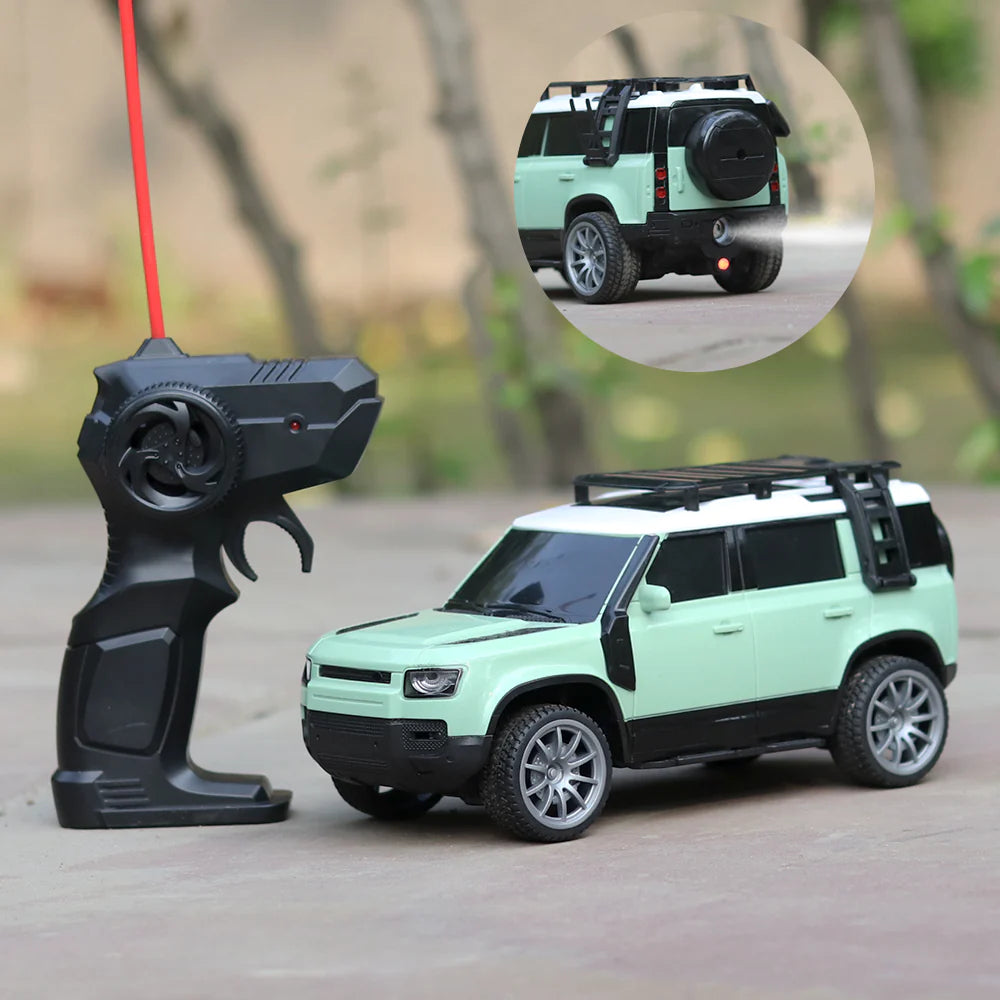 1:16 Scale Remote Controlled Resembling Defender Toy Car