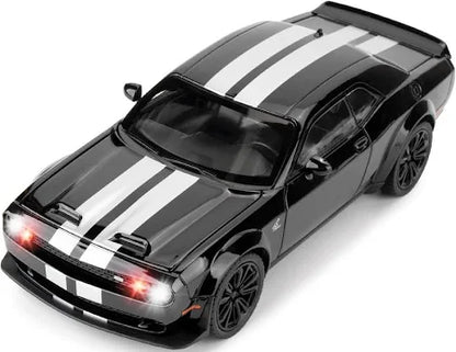 1:24 Dodge Challenger Metal Die-Cast Scale Model car for collectible